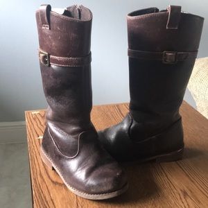 Brown zipper boots